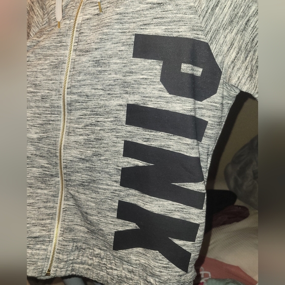 Women's Large VS zip up hoodie - Picture 5 of 5